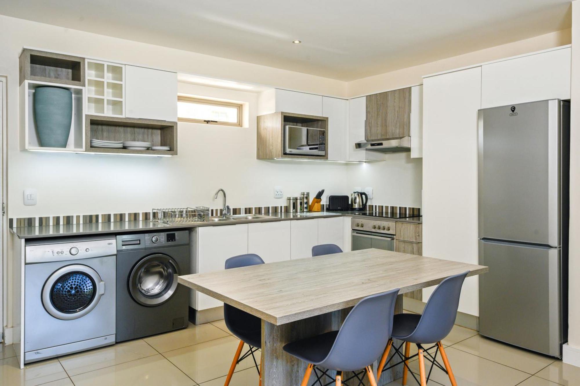 The Capital On Bath Hotel Johannesburg Ngoại thất bức ảnh