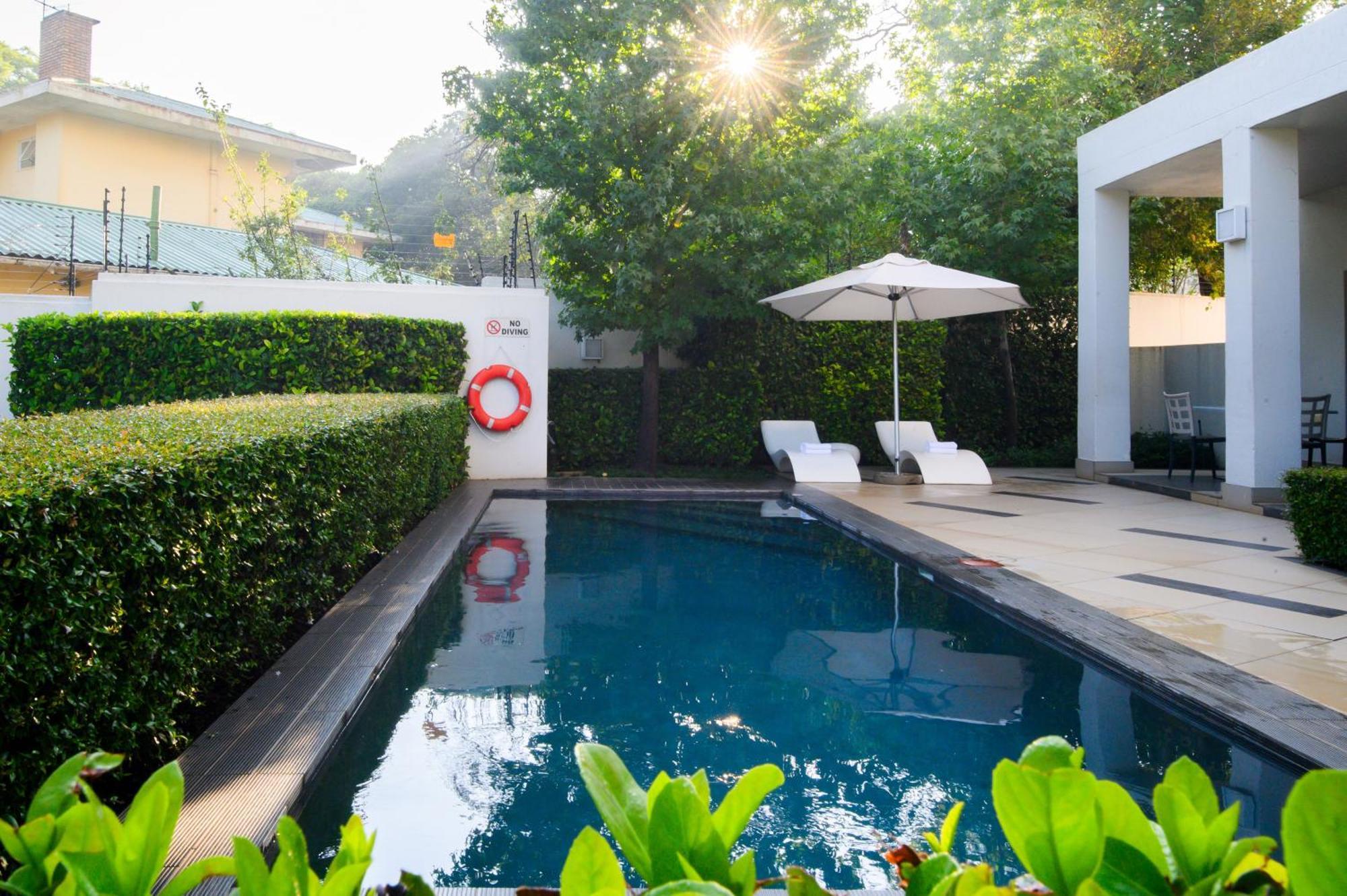 The Capital On Bath Hotel Johannesburg Ngoại thất bức ảnh